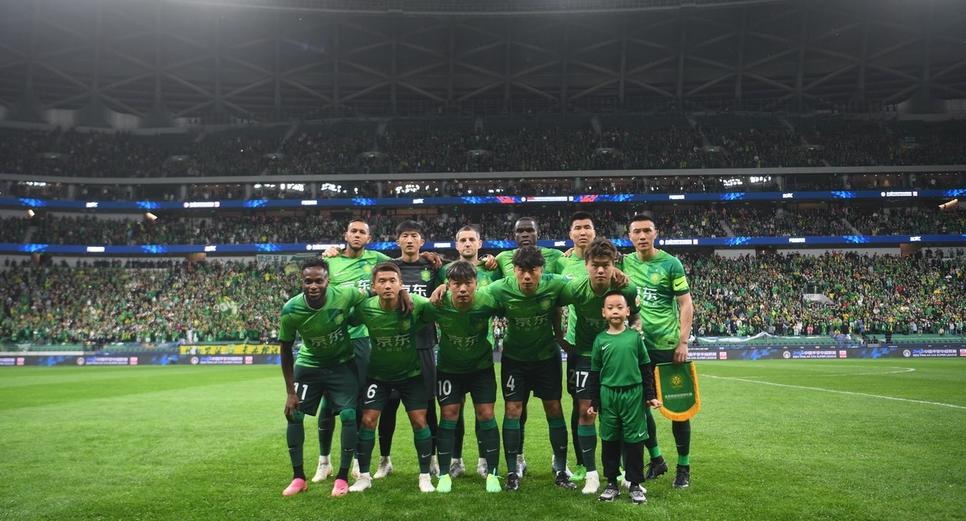 为什么中超球衣都是耐克的,为什么中超球衣没球员名字