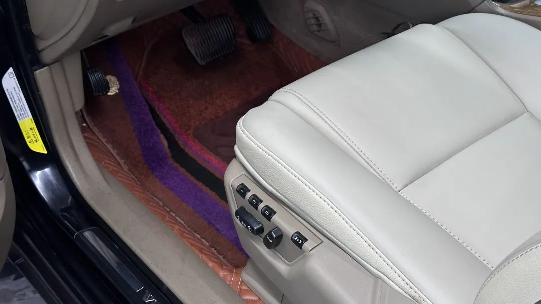 80年沃尔沃xc90出售,08款沃尔沃xc90二手多少钱