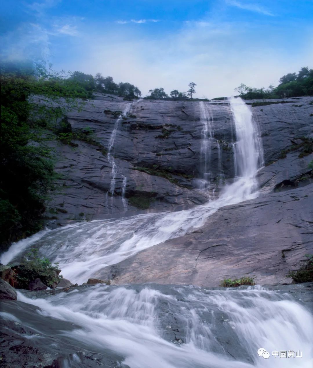 安徽黄山现在这个季节的风景,安徽人去黄山吗