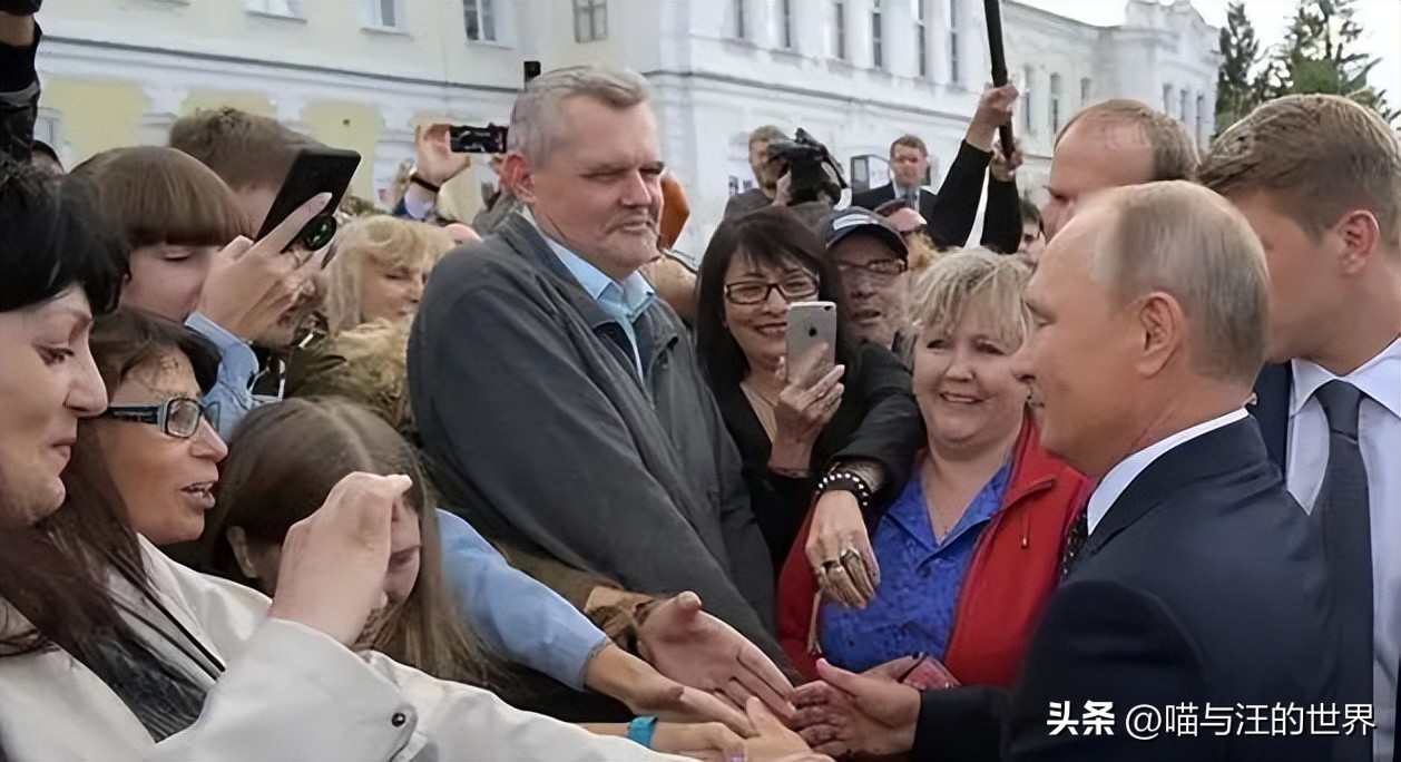 普京俄罗斯魅力,普京被高颜值女孩求婚