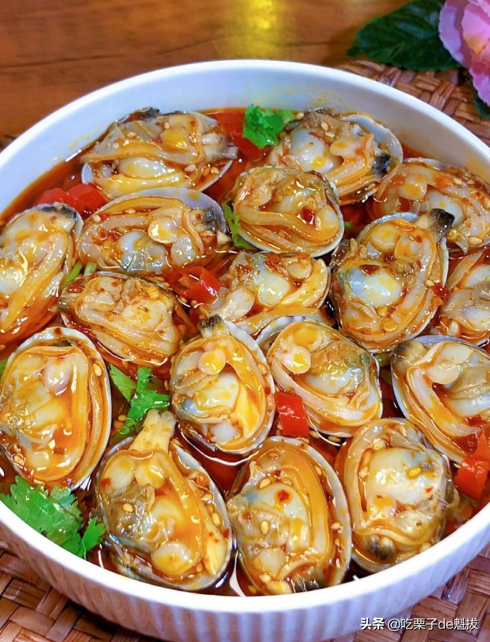 捞汁花甲酸辣爽口一口一个,小龙虾138元12斤3种口味捞汁花甲