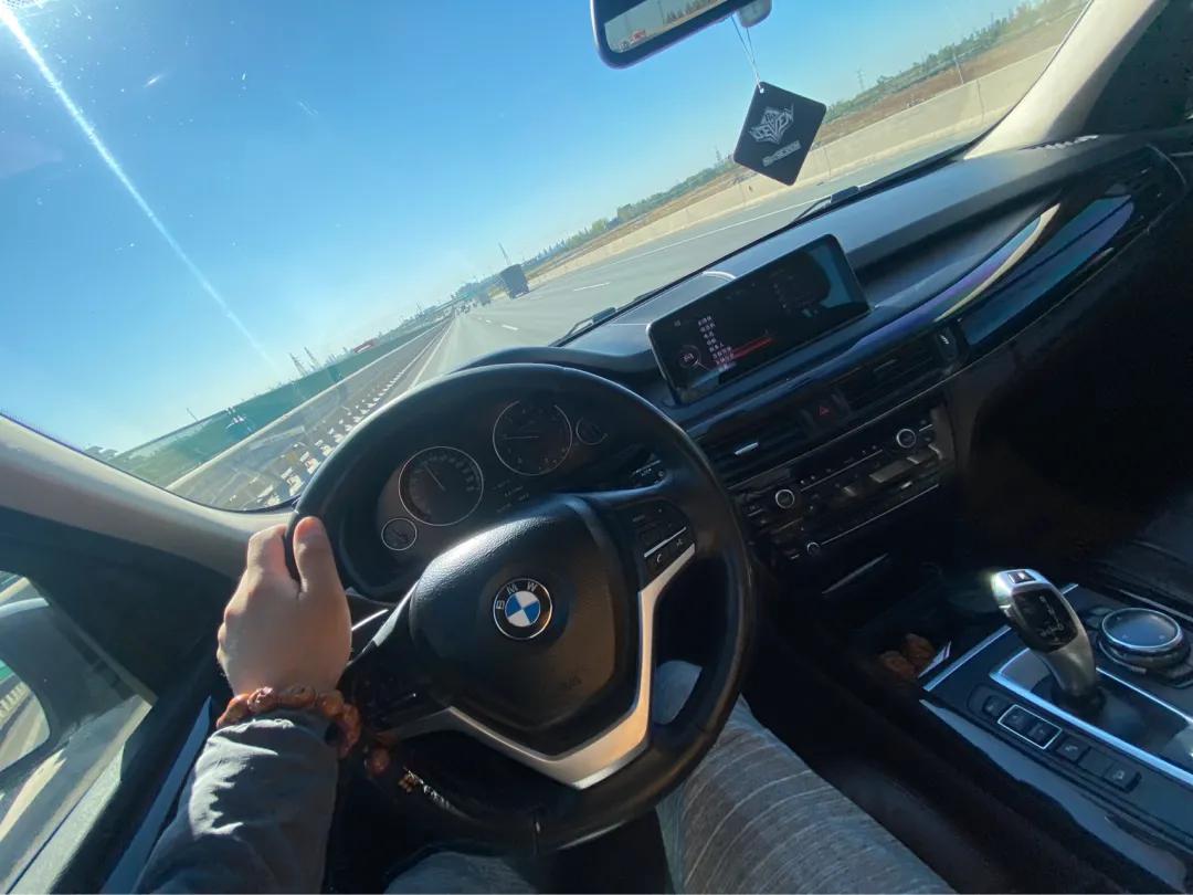 宝马x5翻新全过程,宝马x5老车翻新重庆渝北