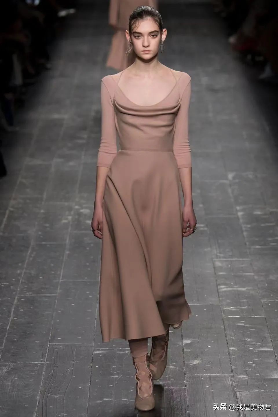 y2k早期风格是什么,y2k风格回归原因