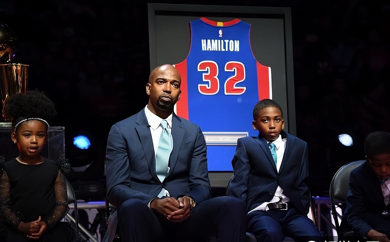 nba中投王汉密尔顿集锦,汉密尔顿是当年的中投小王子吗