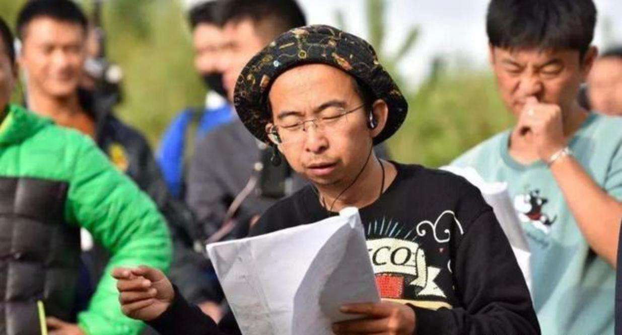 五位长得丑却娶了白天鹅的男星,5位长得丑却娶了白天鹅的男星