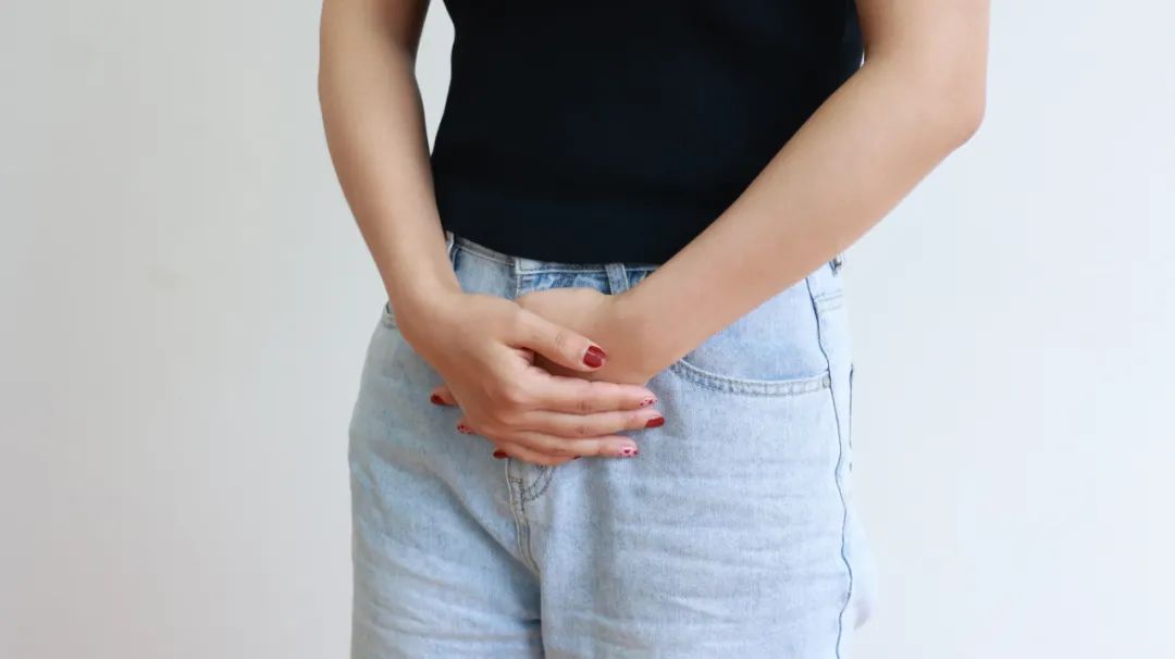 细菌性阴道炎的临床表现不包括,细菌性阴道炎常见的四种治疗方法