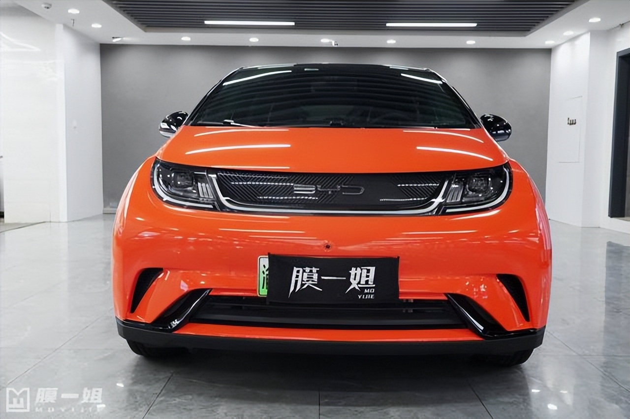 镀晶和隐形车衣哪个实用,汽车镀晶和隐形车衣哪个好