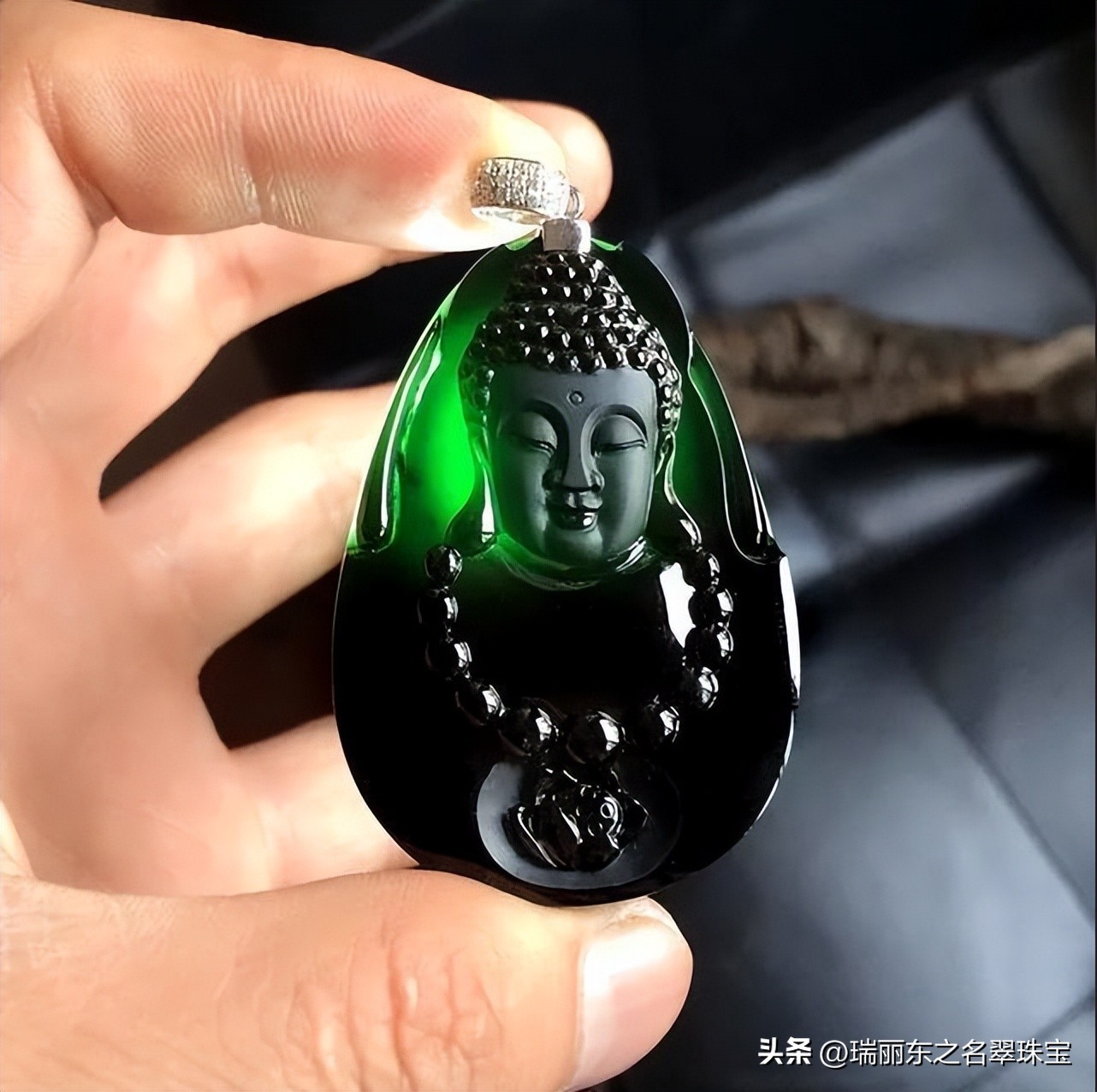 怎么自己鉴别是不是墨翠,如何辨别买的是不是真翡翠