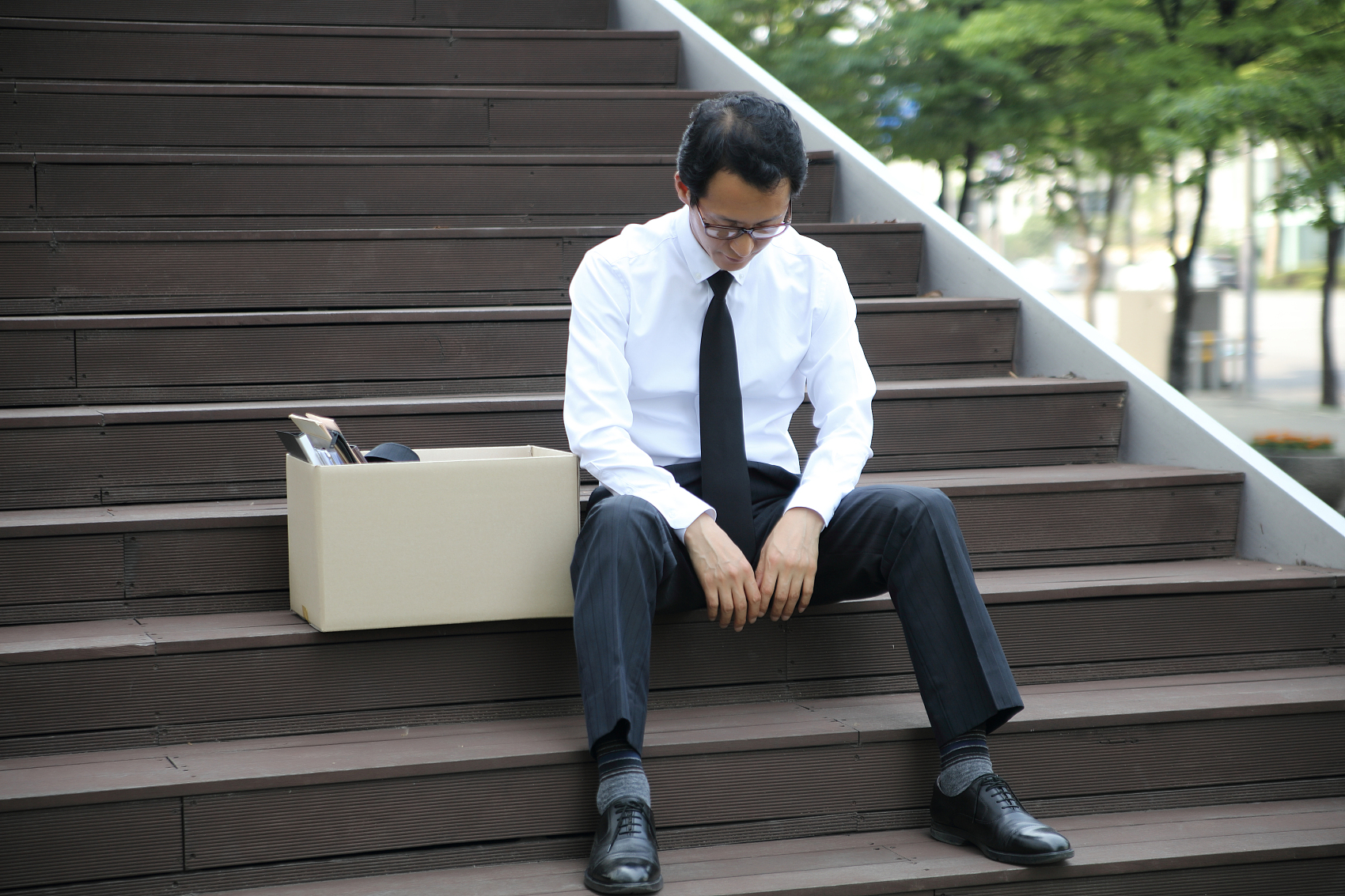 教培名师大撤退，有人辞职去禅修，有人选择留守