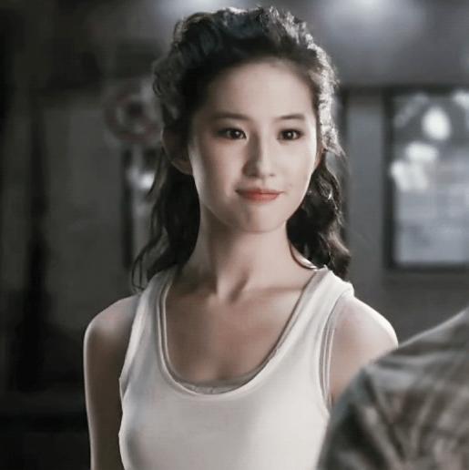 不整不能当明星？娱乐圈内几位纯天然美女，各个都是实力派