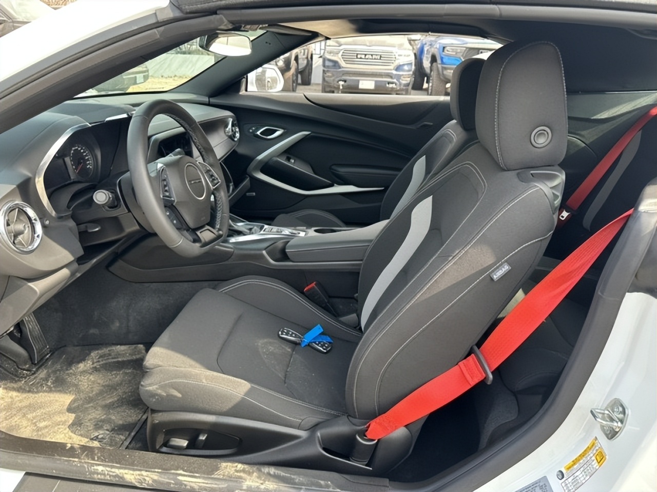 2023科迈罗,最新款科迈罗敞篷跑车