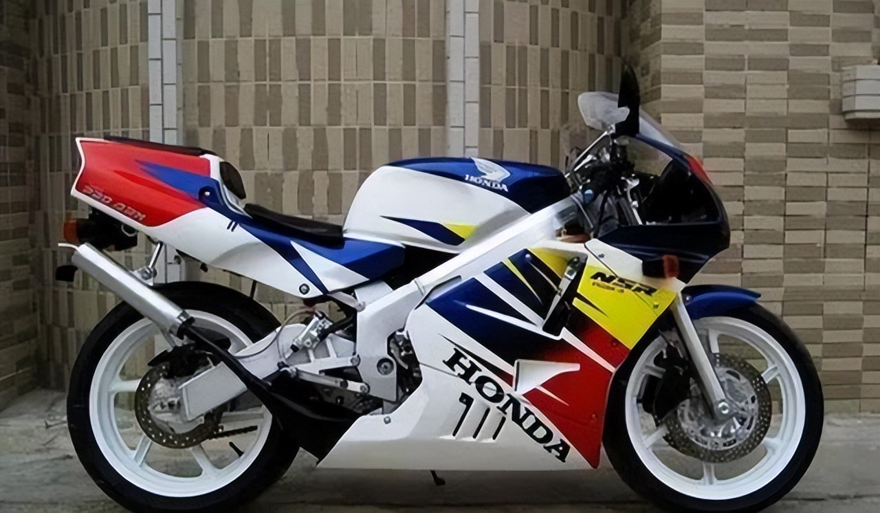 日本摩托车四大品牌哪个厉害,日本摩托车四大品牌哪个最厉害