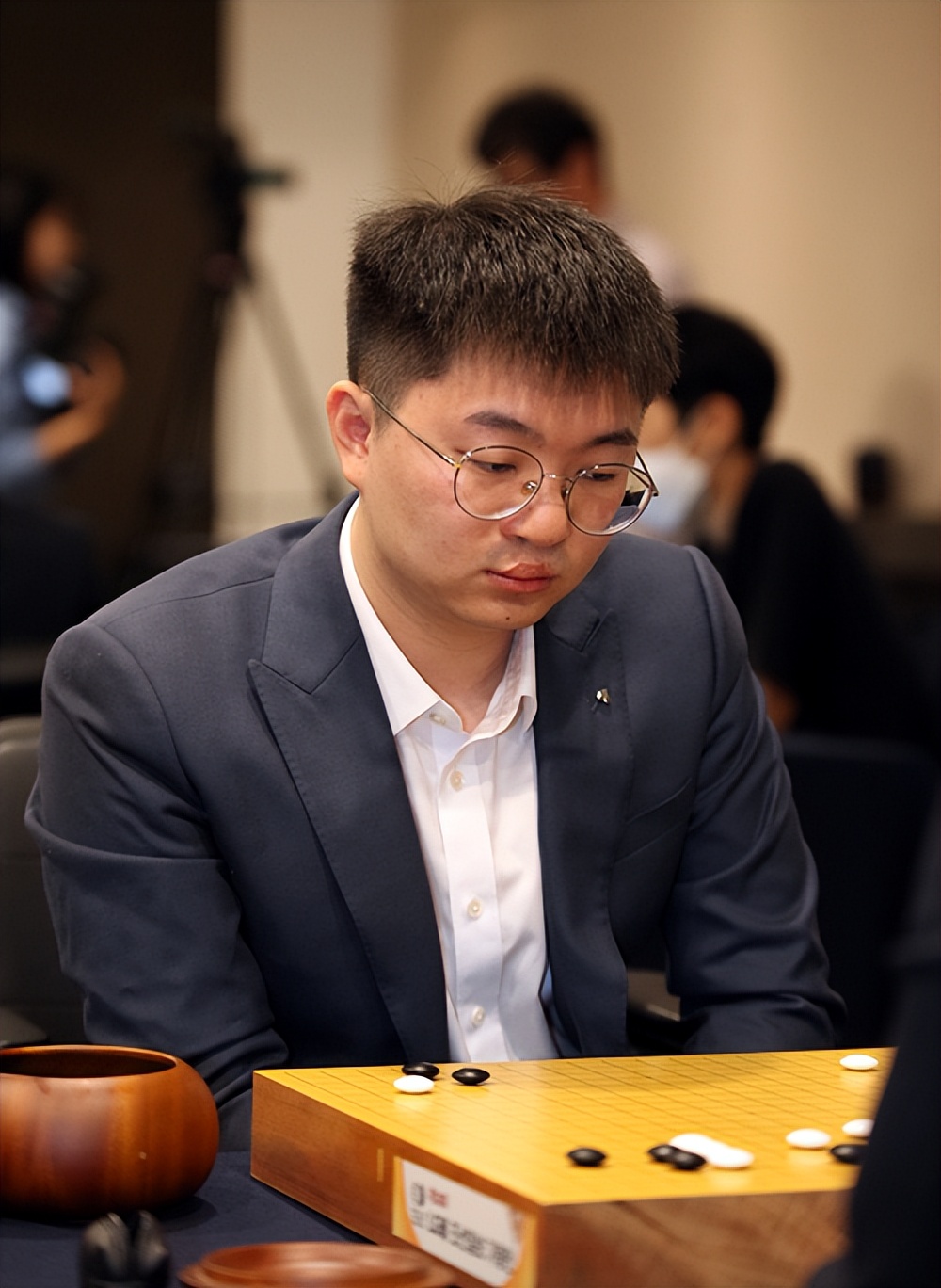 lg杯柯洁对阵申旻埈,LG杯柯洁胜申旻埈