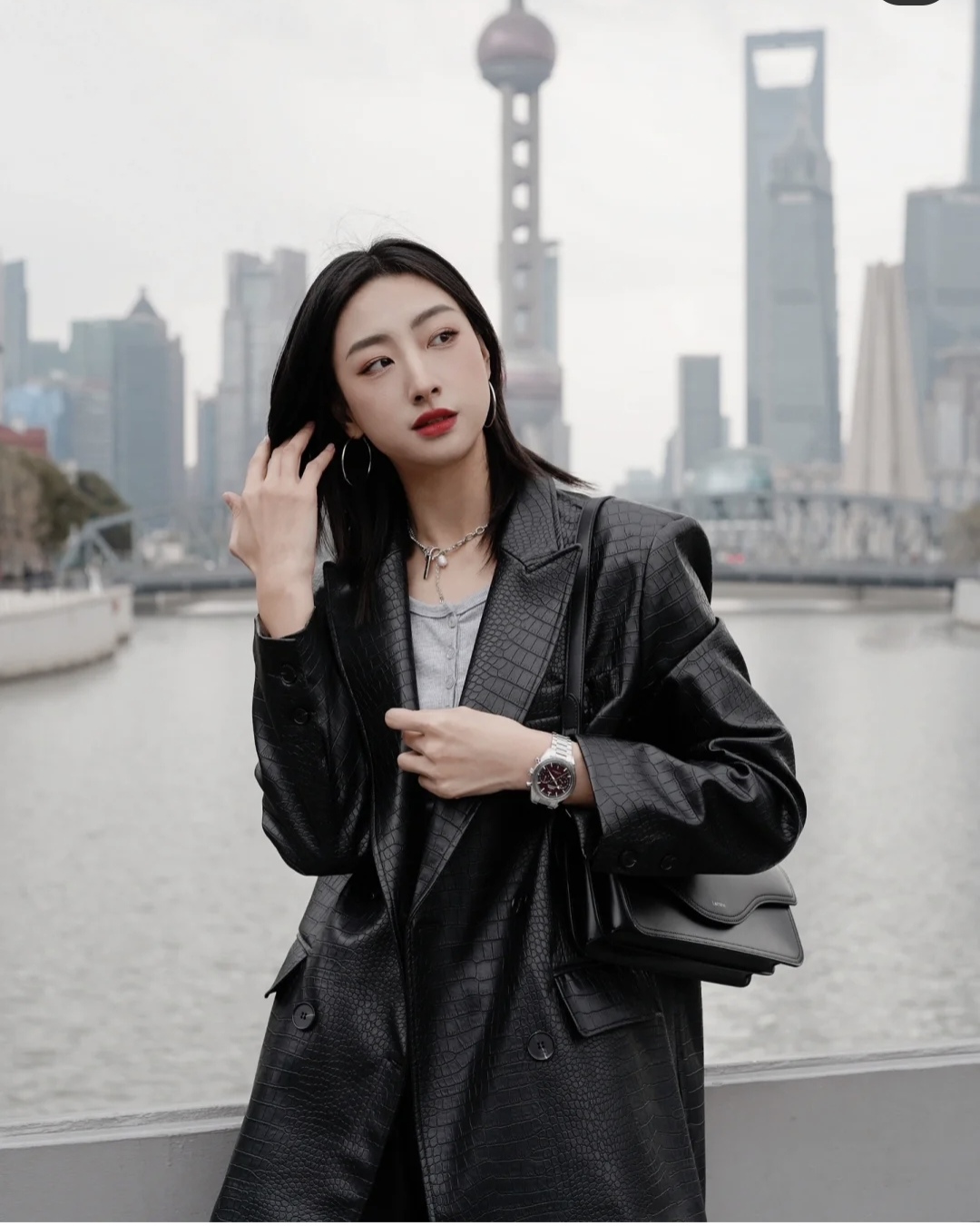 微胖女神张靓颖,张靓颖穿西装的穿搭