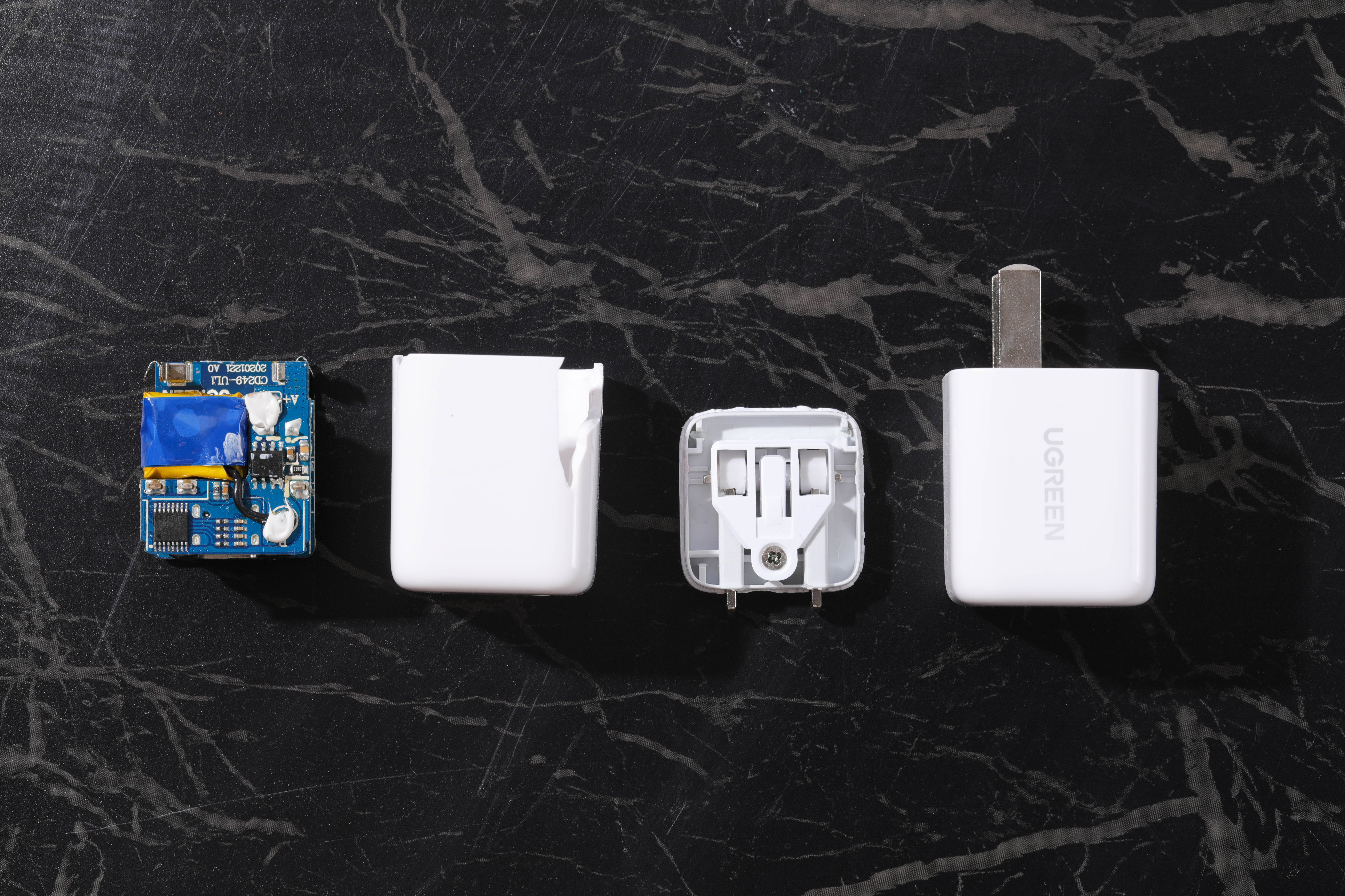 iphone20瓦快充头拆解教程,品牌苹果30w快充头拆解测评