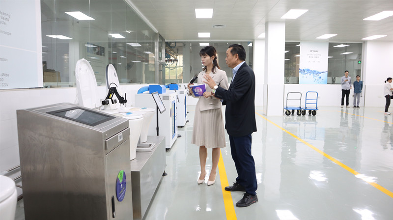 一场关于技术与品质的“揭底”直播!鹰卫浴探厂直播看点太多了