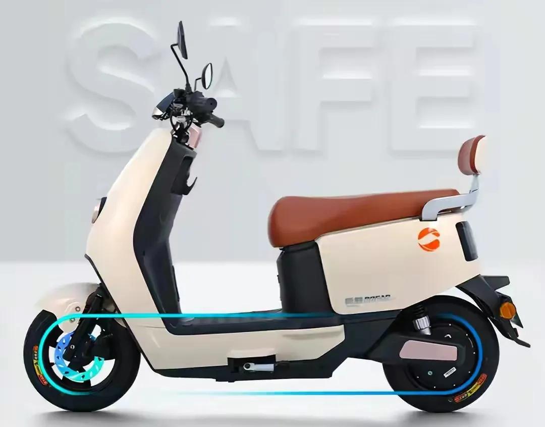 雅迪新能源2022新款,雅迪新能源电动车最新款