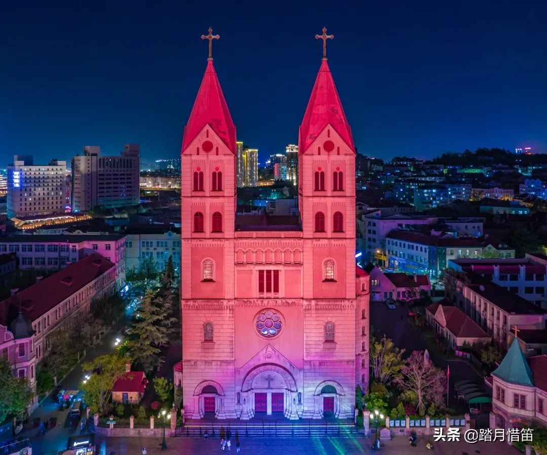 青岛被誉为北方明珠,青岛被称为东方瑞士的原因