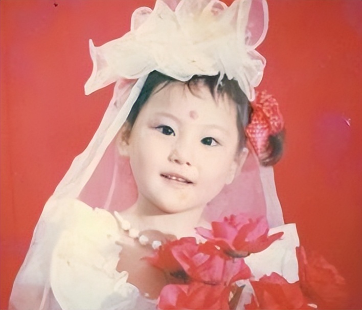 张馨予一手烂牌打出王炸的水平,张馨予一手烂牌打王炸