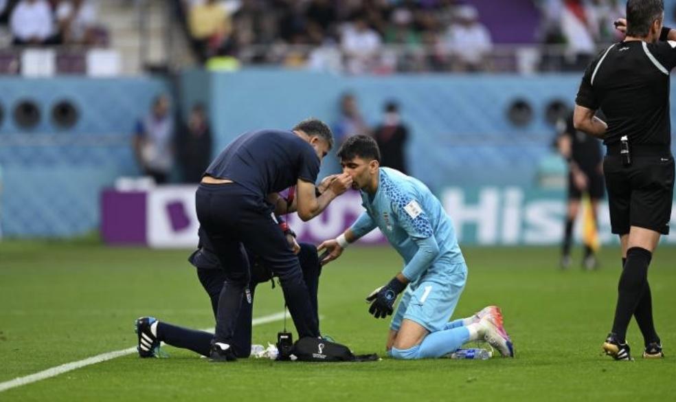 世界杯重伤视频,世界杯伊朗门将被撞