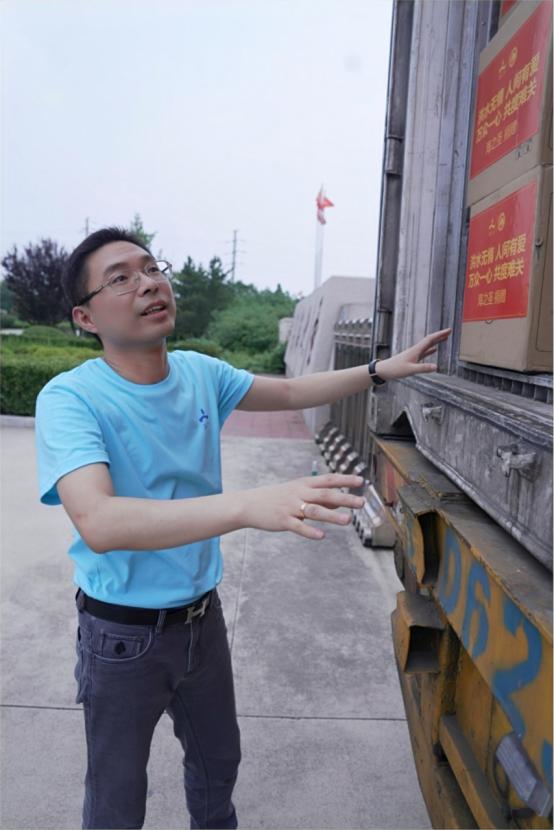 公益救援驰援汶川大地震,公益抗洪捐款