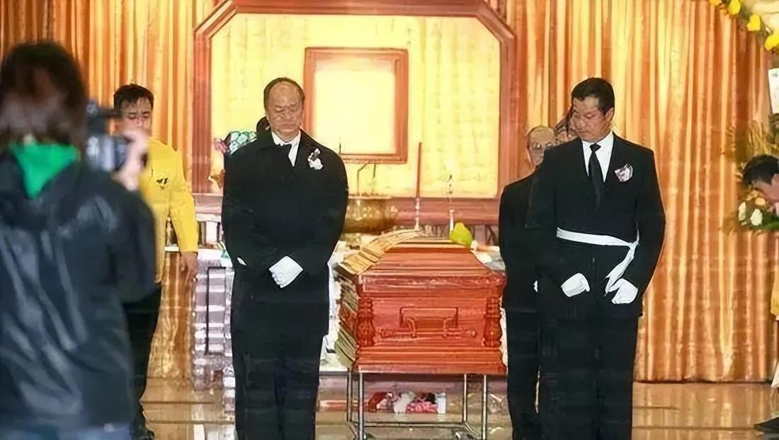 曾志伟对蓝洁瑛都做了什么,曾志伟到底对蓝洁瑛做了什么