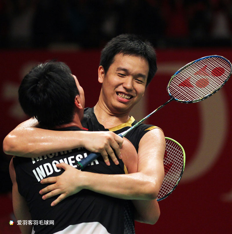 十大公认高端羽毛球球拍,盘点羽毛球队员用的羽毛球拍