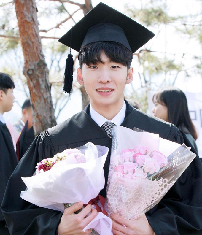 林孝埈时隔三年重回韩国场面,韩媒评价林孝埈夺冠