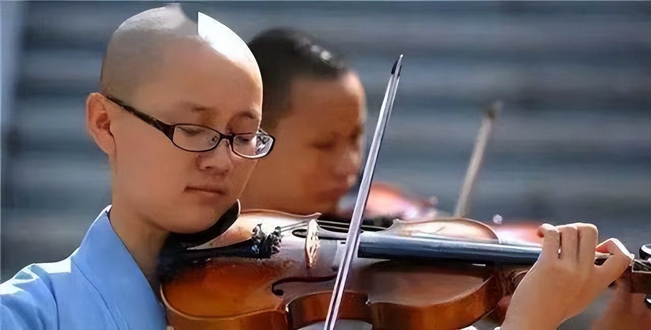 19岁女大学生，梦见佛祖说：你是我座下童子，醒后，她退学当尼姑