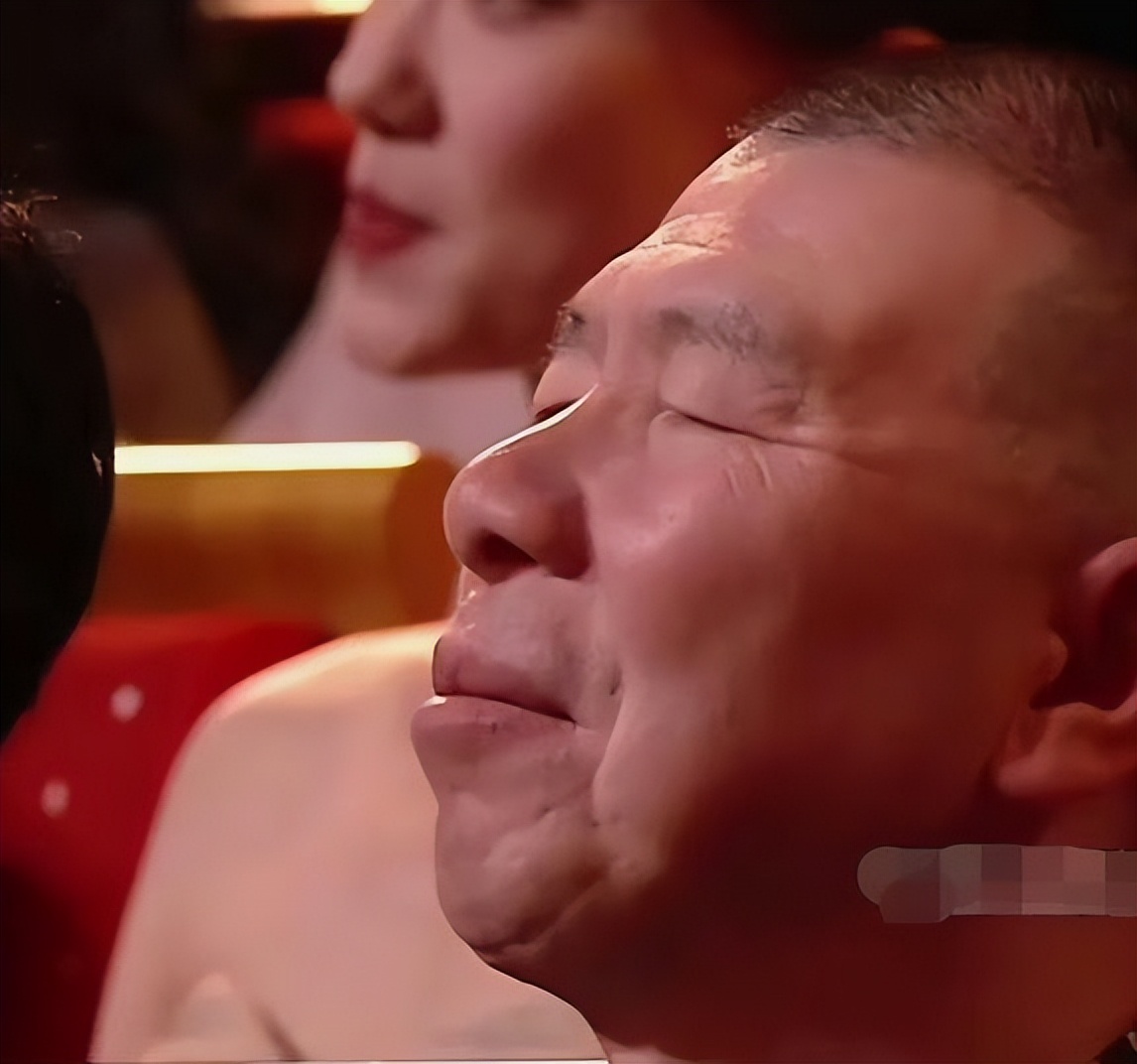 冯小刚近照曝光白癜风明显,冯小刚图片白癜风