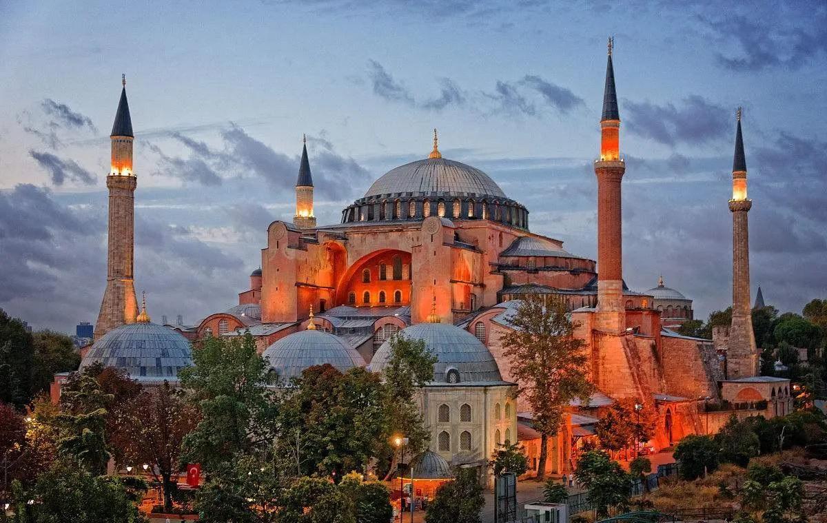 那些首都非本国最大城市且差距较大的国家（欧洲篇）