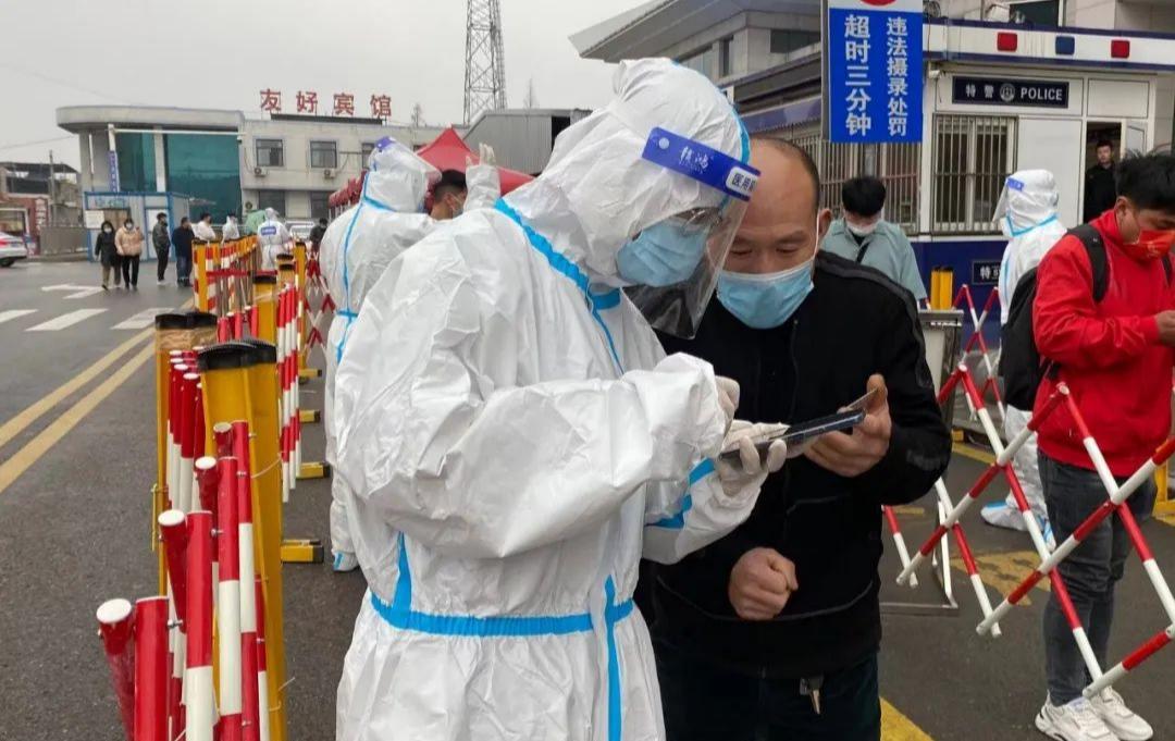 团圆抗疫战场,团聚青年同战疫