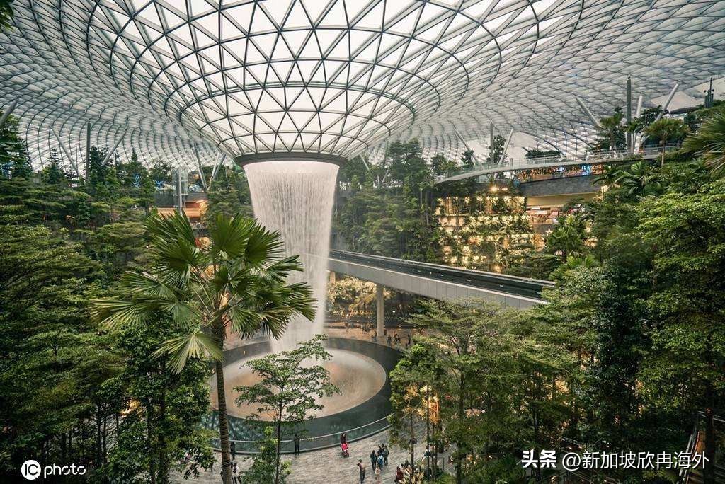 新加坡世界之最排名,新加坡发展成为亚洲四小龙的原因