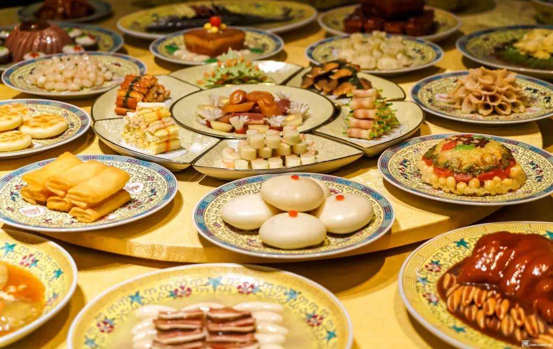 食盒，古人点外卖，是“酒囊饭袋”，还是“钟鸣鼎食”？