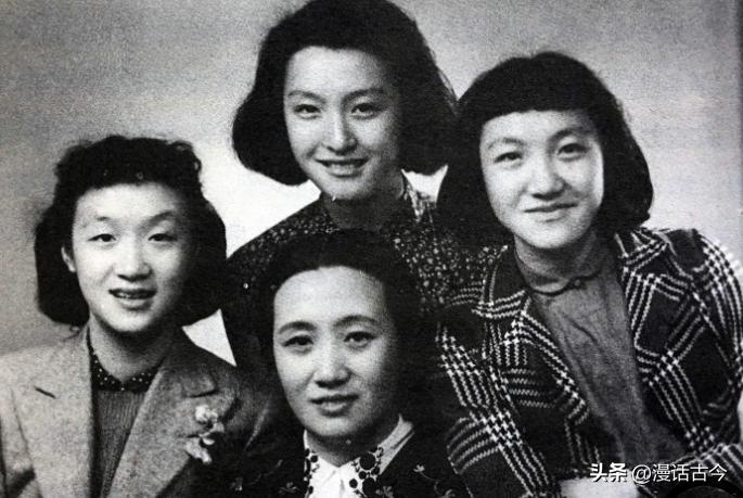 【晚清*楼青**风情】*楼青**女媚态撩人，丰乳肥臀，魅力四射！