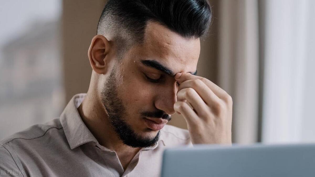 眼睛干涩建议补充什么营养素,眼睛干涩模糊多吃五种营养素