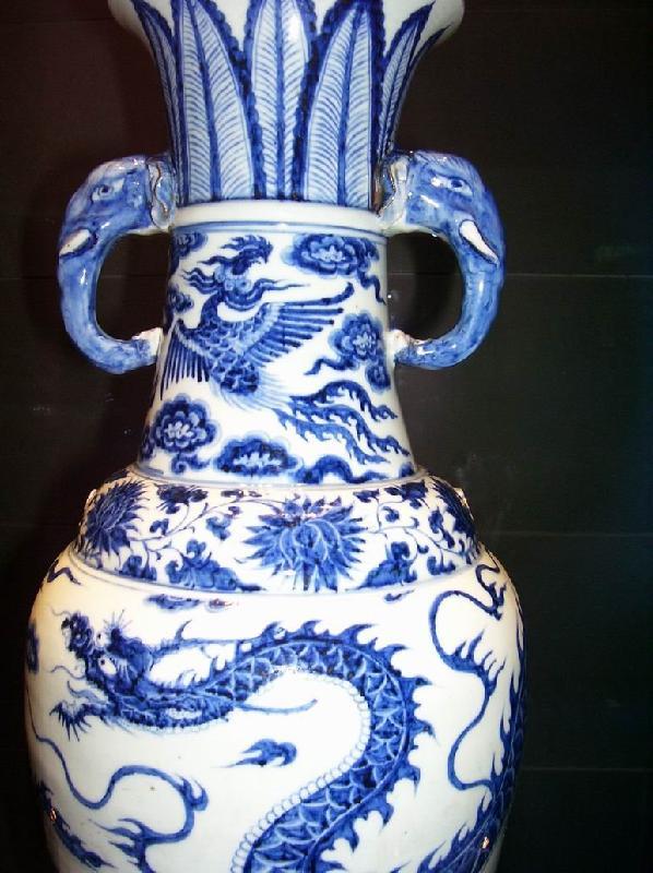 国人以为老外不懂货，高价卖出“造假*物文**”，却不知损失超10亿