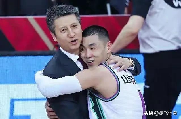 辽篮球员童年照,辽篮小伙子