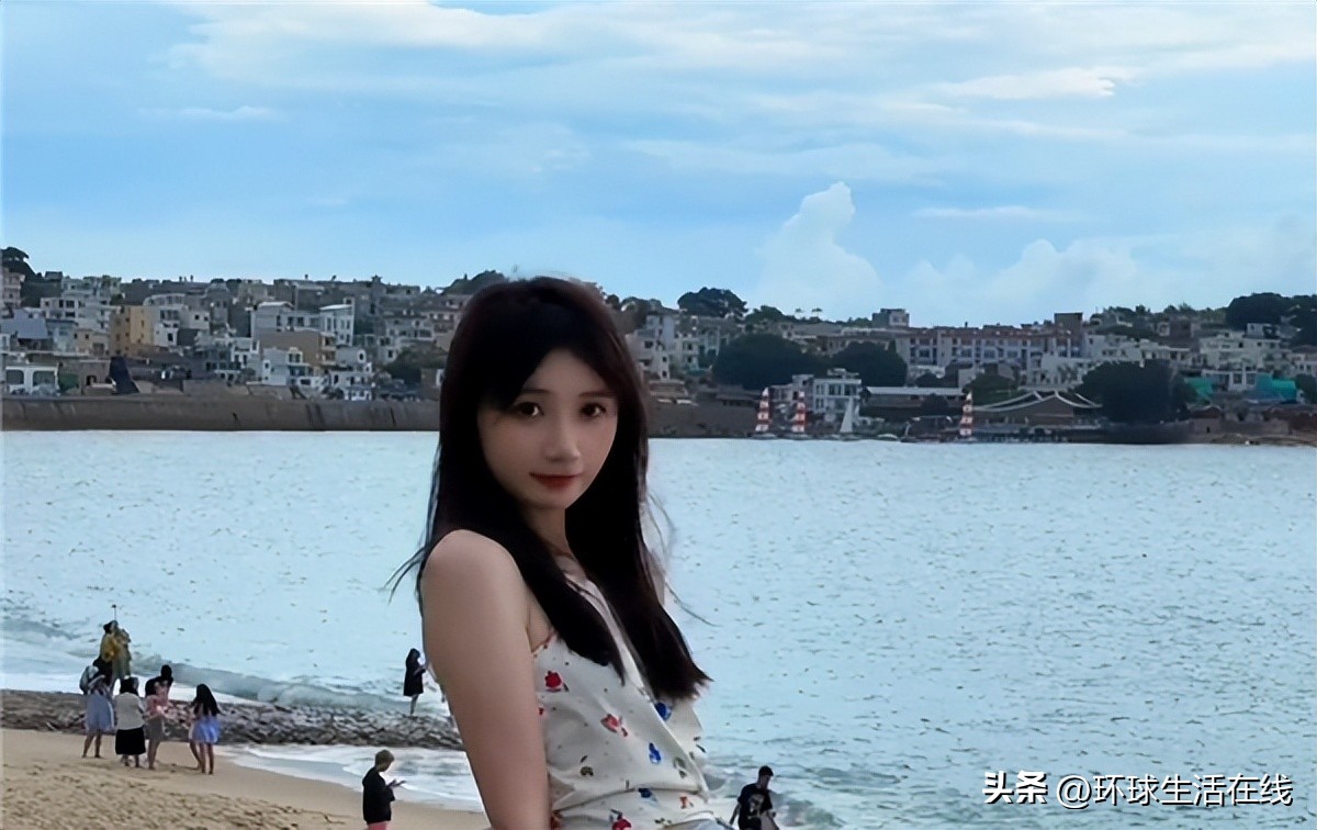 裸辞特斯拉去旅行,开特斯拉旅游的情侣