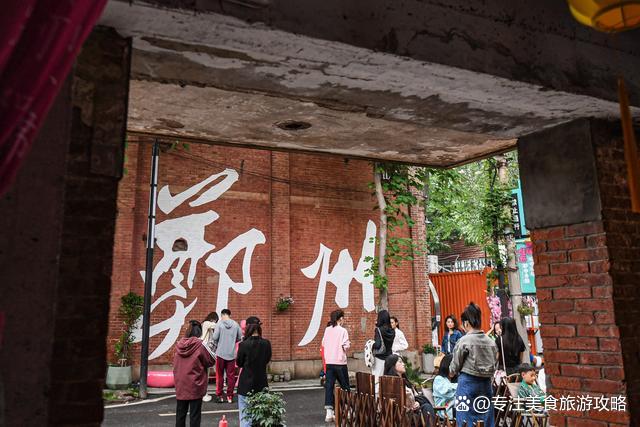 在郑州必逛的三条街,郑州值得一去的观光街