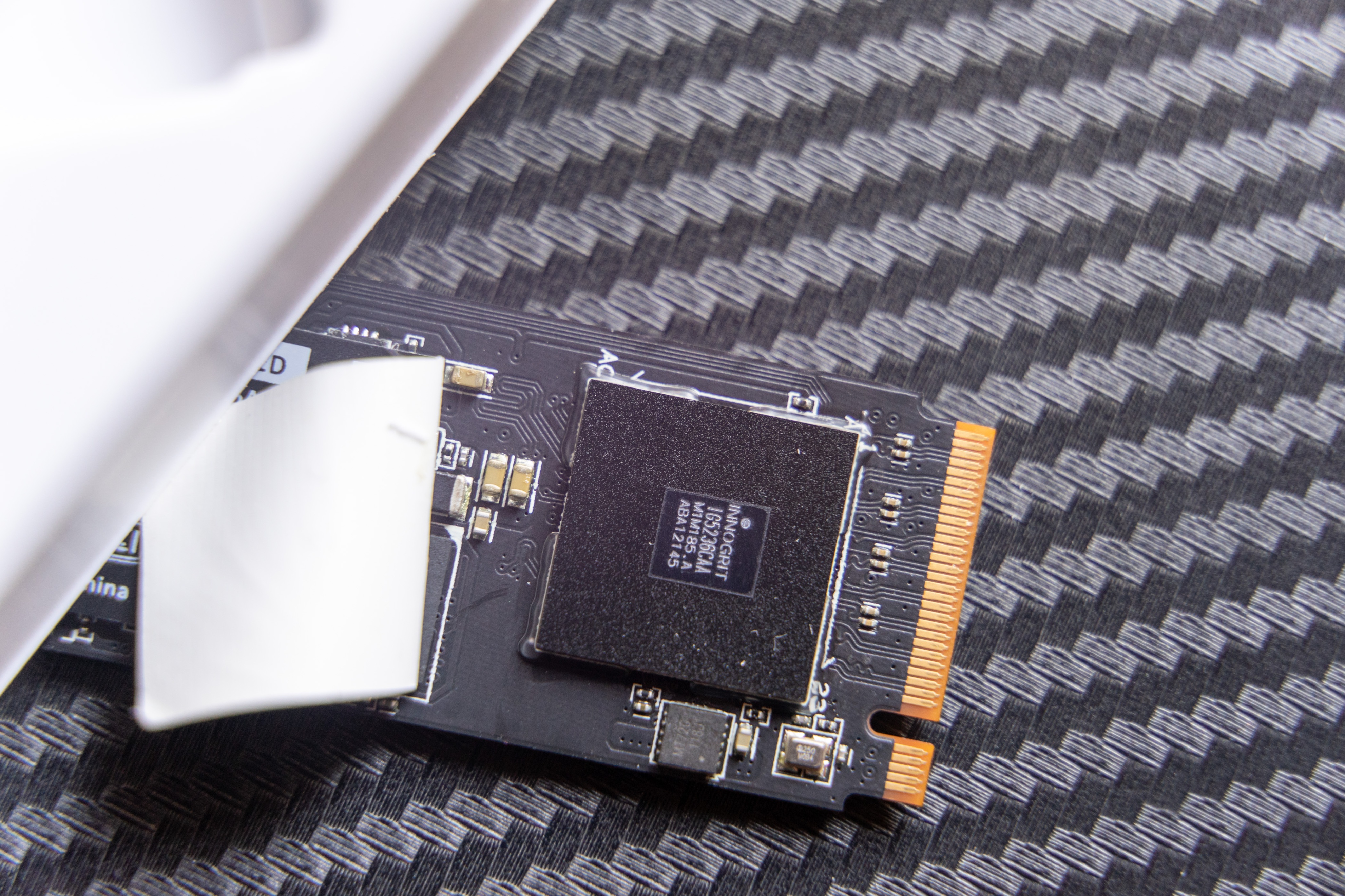 致钛tipro7000笔记本,tipro7000