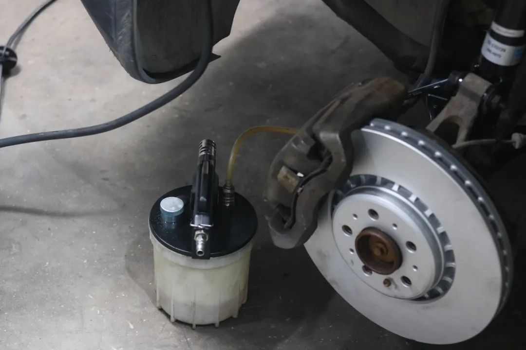 80年沃尔沃xc90出售,08款沃尔沃xc90二手多少钱