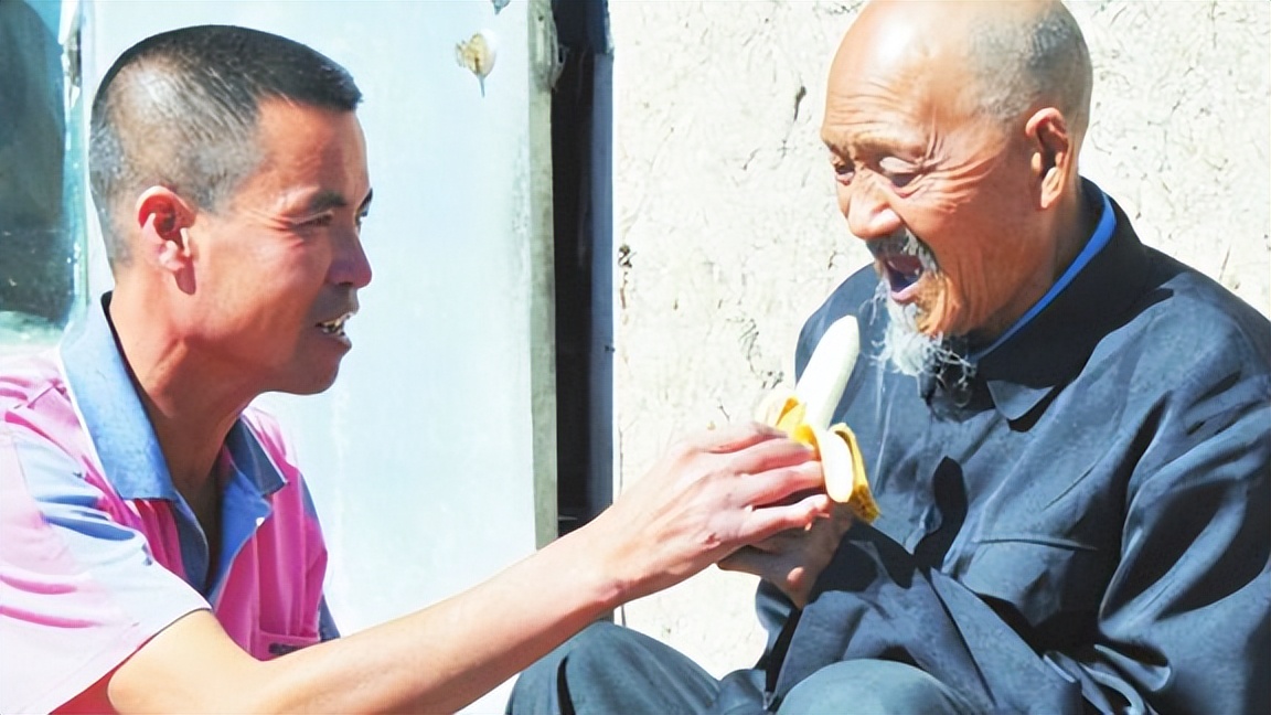 便秘严重拉不出屎吃什么水果,吃香蕉拉不出大便什么原因