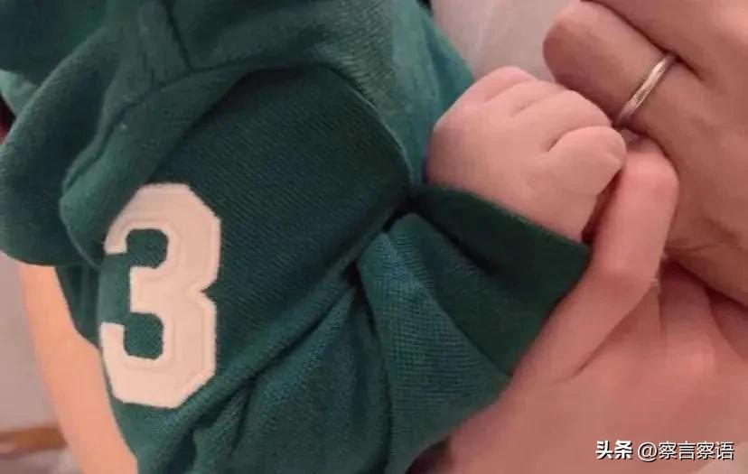 8位鲜少露面的明星妈妈，尤其是最后一位，完全想不到！