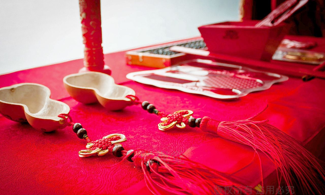 中国婚礼简介,原来中国婚礼这么有意思