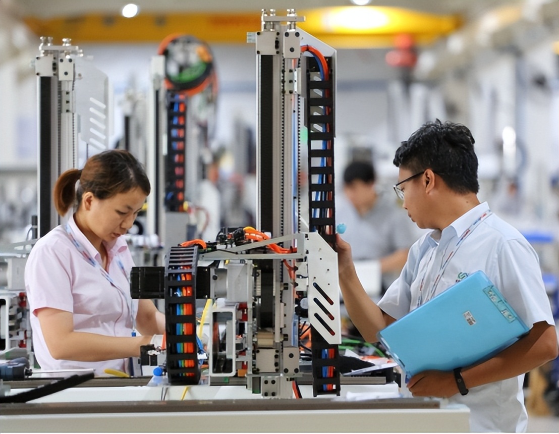 我国低端产业升级与用工荒,分析我国产业转移带来的就业形势