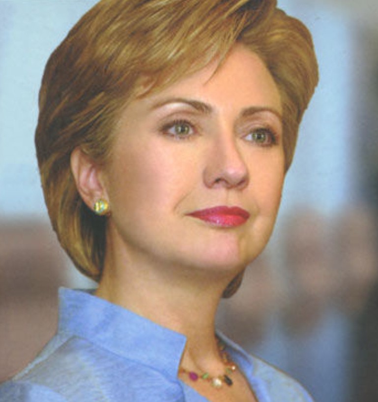 俄新书爆料：瞒着希拉里，叶利钦曾安排克林顿在克宫洗手间喝酒