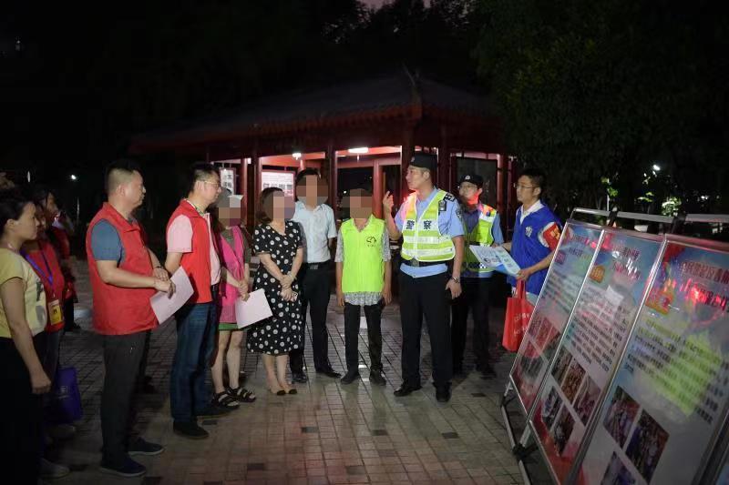 公安机关全力以赴筑牢安全防线,江汉公安当好夏夜“守夜人”