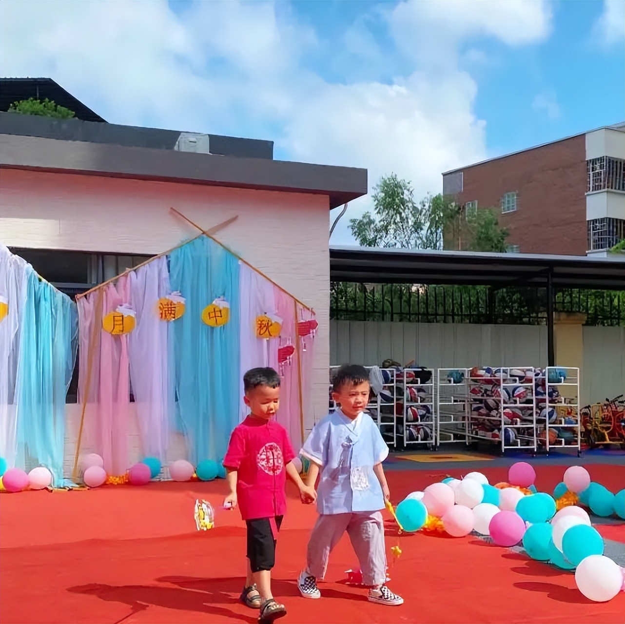 心怀皓月，致敬师恩，百仁幼儿园中秋节教师节双节主题系列活动