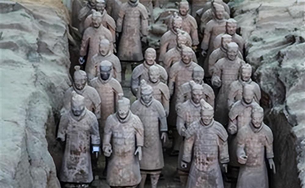 兵马俑刚出土时发生的一件怪事,兵马俑出土时发生的诡异事件